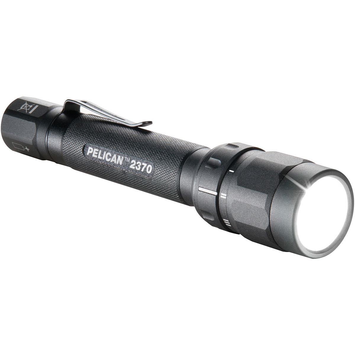 pelican flashlight light