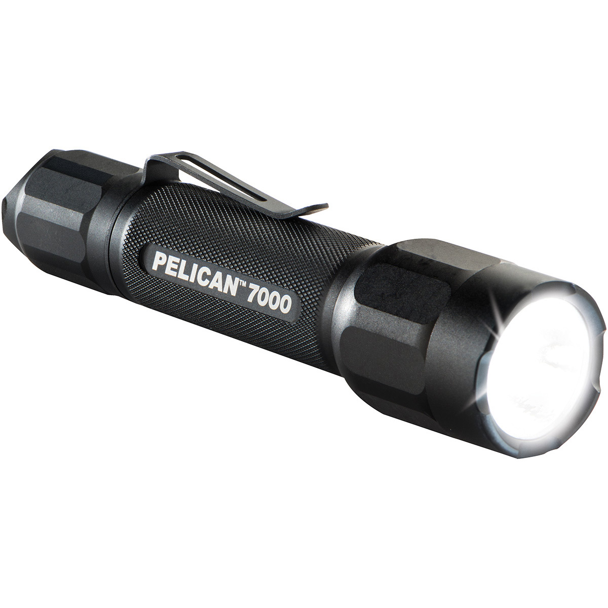 pelican flashlight light