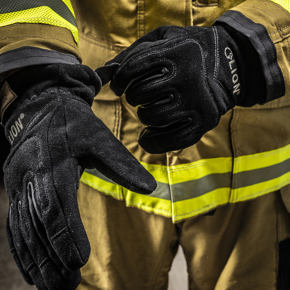 LION V-Force Structural Fire Glove